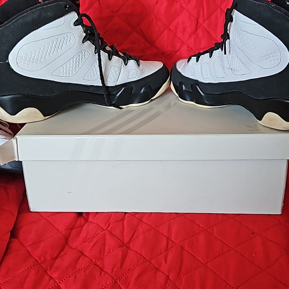 Sneaker - Picture 5 of 7